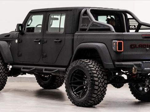 Used 2026 Jeep Gladiator Sport AWD/4WD image 10
