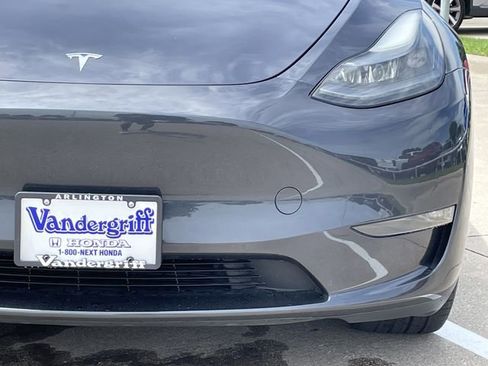 Used 2024 Tesla Model Y Long Range AWD/4WD image 8