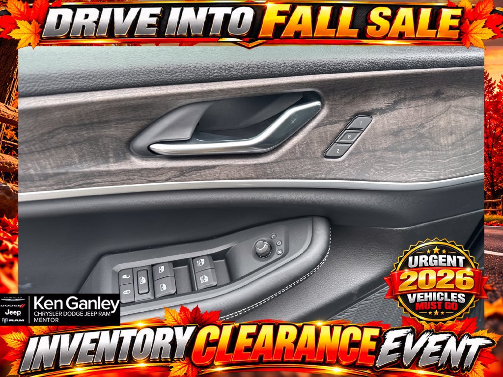 New 2026 Jeep Grand Cherokee Limited w/ Limited Altitude Package AWD/4WD image 10