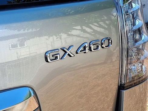 Used 2023 Lexus GX 460 Premium w/ Premium Package AWD/4WD image 29