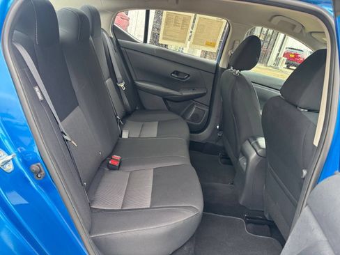 Used 2025 Nissan Sentra SV FWD image 23