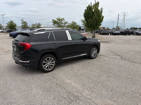 Used 2018 GMC Terrain Denali w/ Advanced Safety Package AWD/4WD image 12