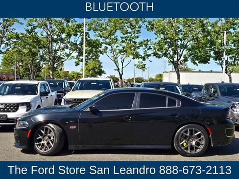 Used 2019 Dodge Charger Scat Pack w/ Plus Group RWD image 5