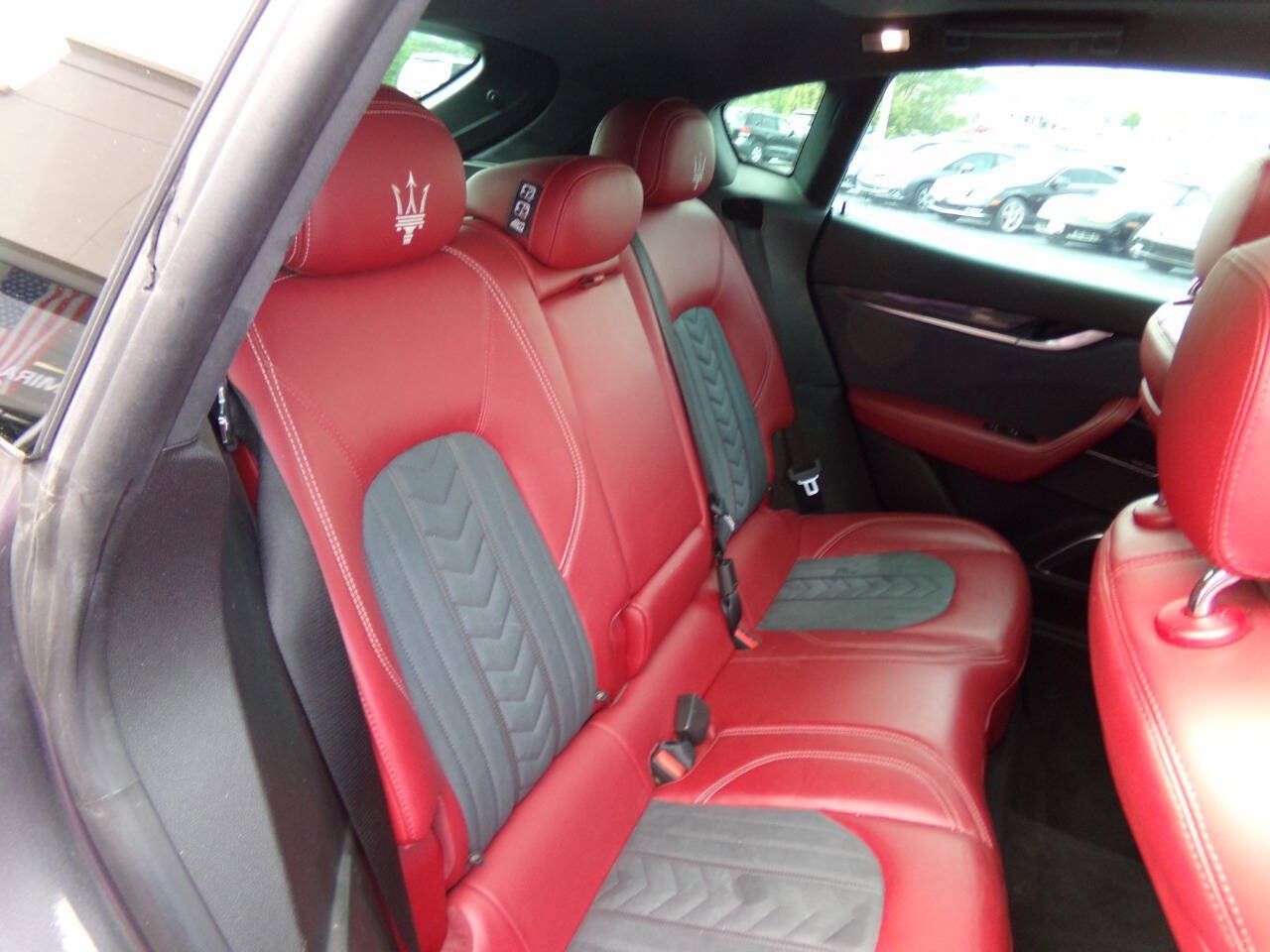 Used 2017 Maserati Levante w/ Luxury Package AWD/4WD image 24