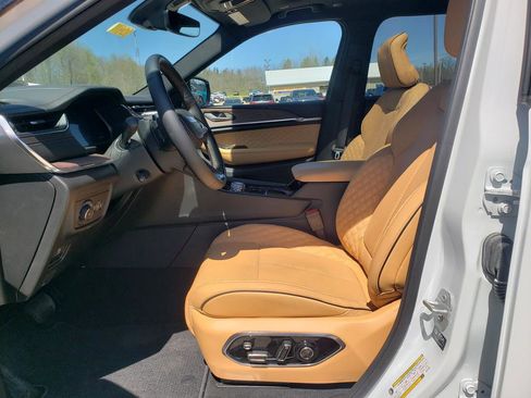 New 2025 Jeep Grand Cherokee L Summit AWD/4WD image 10