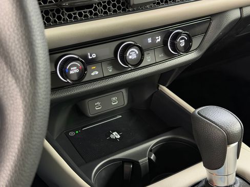 New 2027 Honda HR-V LX image 17