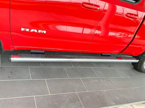 Used 2019 RAM 1500 Big Horn AWD/4WD image 11