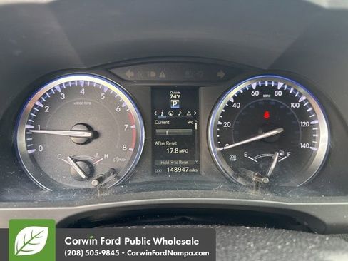 Used 2015 Toyota Highlander XLE image 1