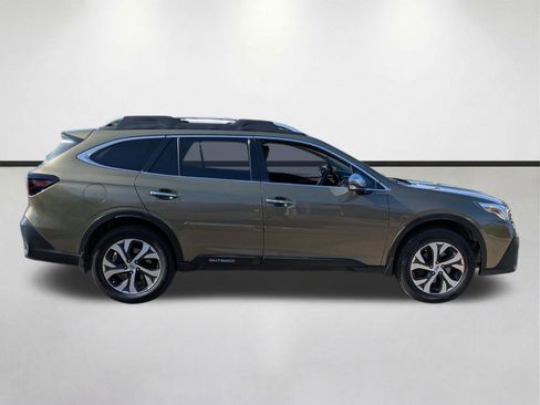 Used 2020 Subaru Outback Touring XT AWD/4WD image 3