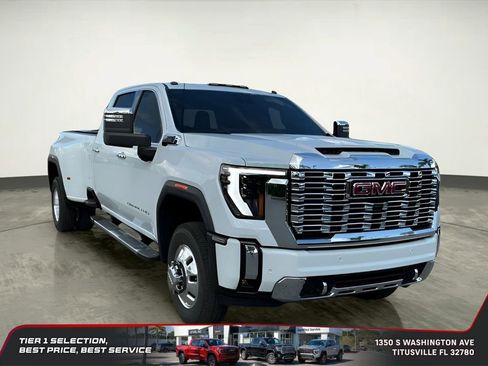 New 2026 GMC Sierra 3500 Denali w/ Denali Reserve Package AWD/4WD image 16
