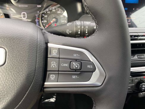 New 2026 Jeep Compass Limited image 12