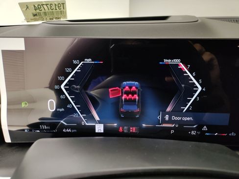 Used 2026 BMW X5 sDrive40i w/ M Sport Package image 18