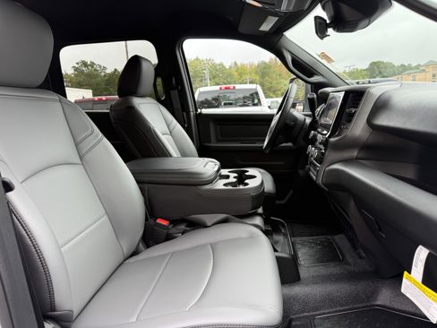 New 2026 RAM 5500 Tradesman w/ Chrome Appearance Group image 13