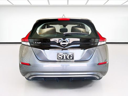 Used 2025 Nissan Leaf S FWD image 5