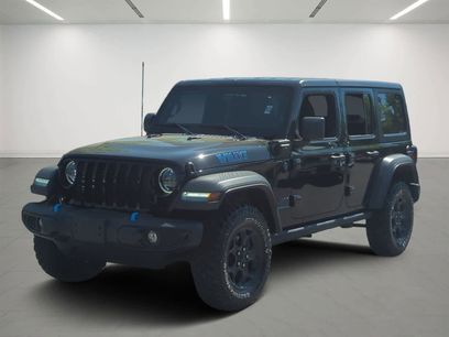 Used 2023 Jeep Wrangler Unlimited w/ Cold Weather Group
