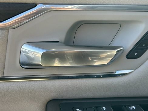 Used 2025 RAM 1500 Laramie w/ Laramie Southwest Edition image 27