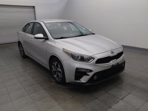 Used 2021 Kia Forte LXS FWD image 13