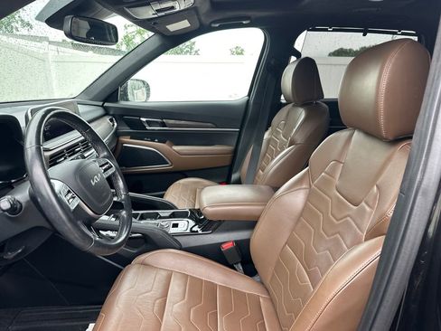 Used 2022 Kia Telluride SX w/ SX Prestige Package AWD/4WD image 11