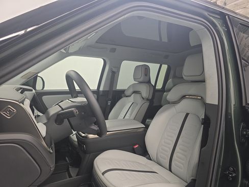 Used 2024 Rivian R1S Adventure AWD/4WD image 20