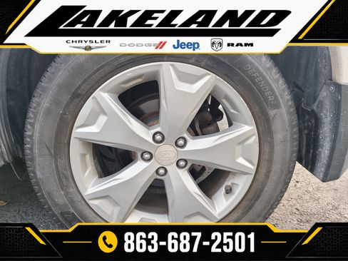 Used 2015 Subaru Forester 2.5i w/ Alloy Wheel Package AWD/4WD image 8
