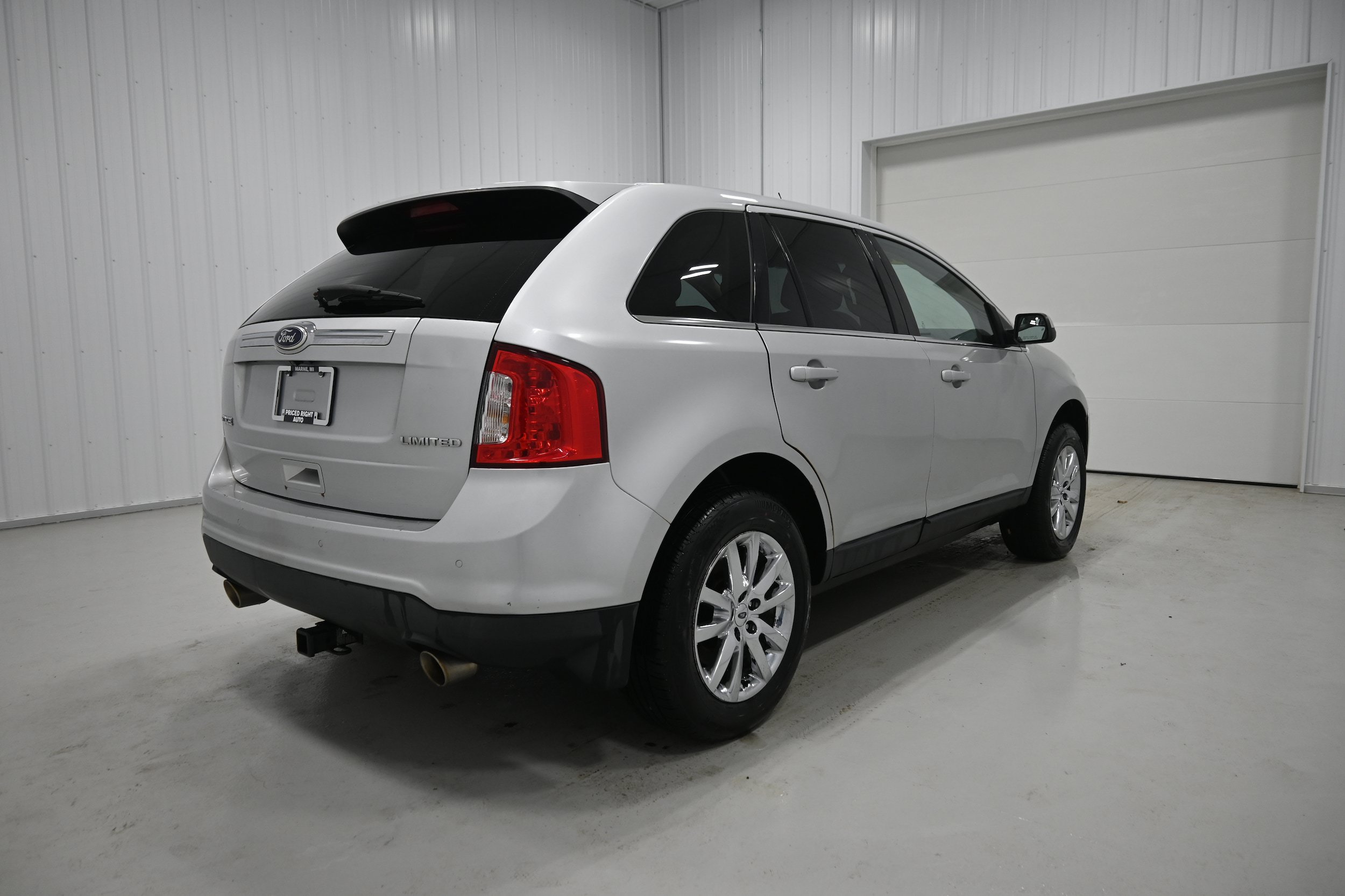 Used 2013 Ford Edge Limited FWD image 28