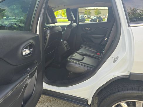 Used 2014 Jeep Cherokee Limited FWD image 11