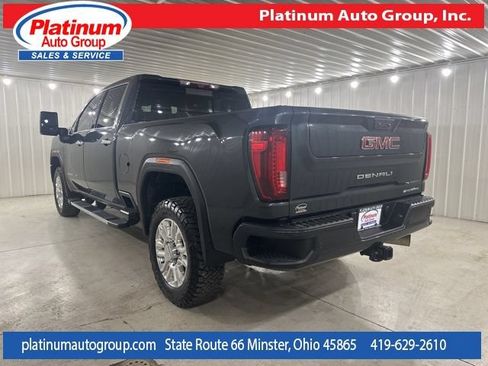 Used 2022 GMC Sierra 2500 Denali w/ Denali Ultimate Package AWD/4WD image 3