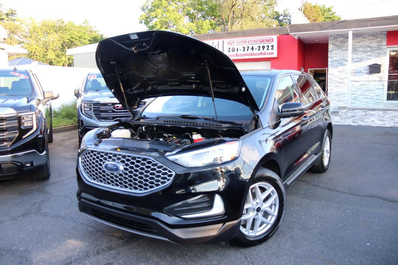 Used 2024 Ford Edge SEL AWD/4WD image 49