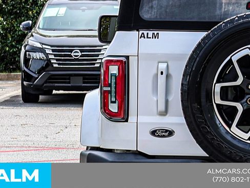 Used 2023 Ford Bronco Outer Banks AWD/4WD image 13