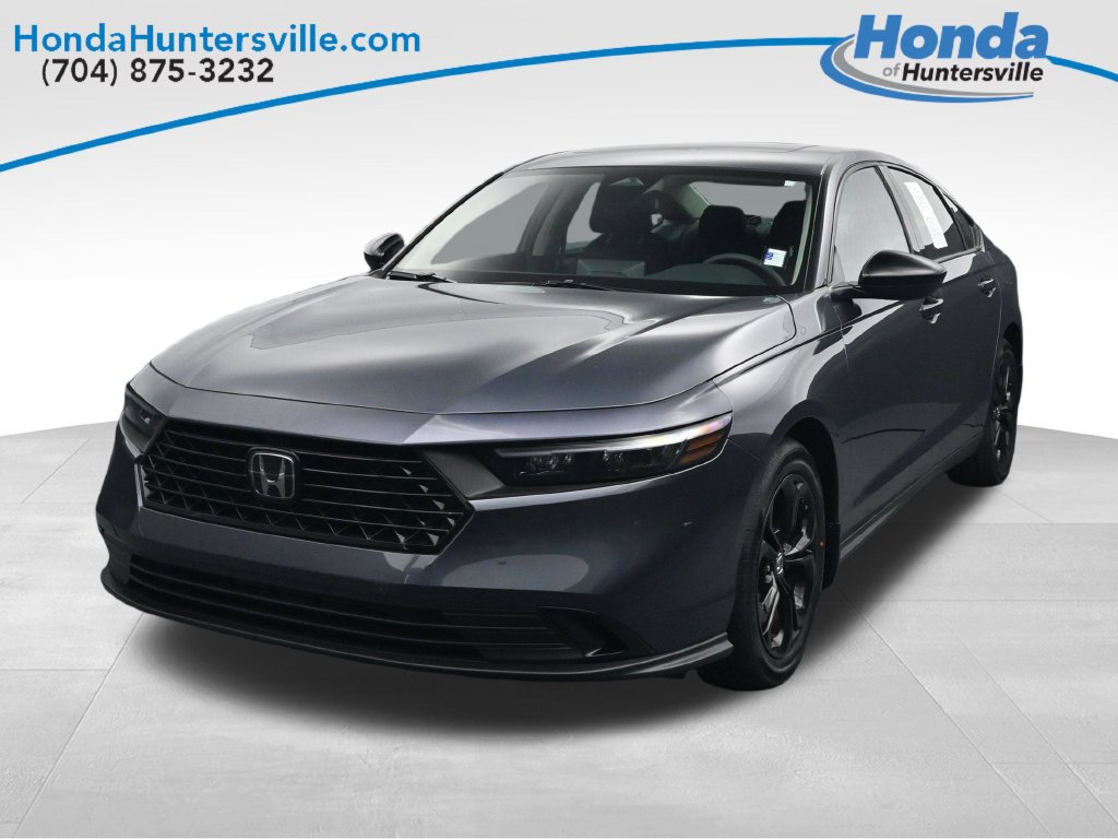Used 2025 Honda Accord SE image 3