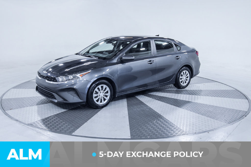Used 2024 Kia Forte LX FWD image 3