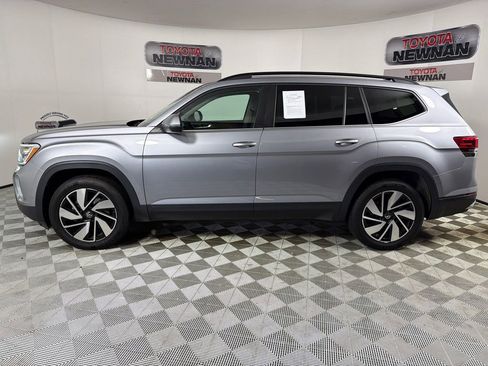 Used 2024 Volkswagen Atlas SE image 6