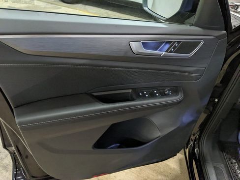 New 2026 Volkswagen Atlas Cross Sport SE image 9