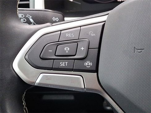 Used 2022 Volkswagen Atlas SE image 23