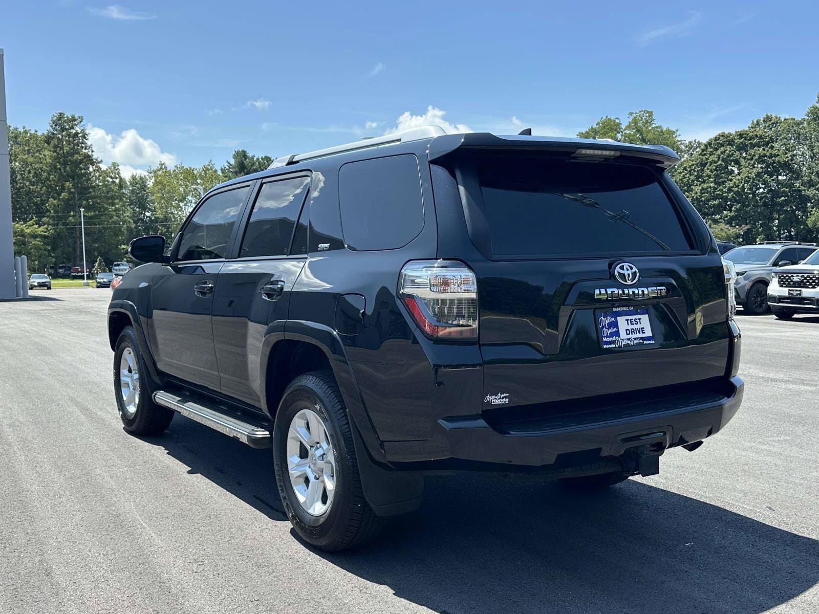 Used 2017 Toyota 4Runner SR5 Premium AWD/4WD image 24