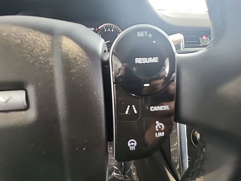 Used 2020 Land Rover Range Rover Velar R-Dynamic S image 29