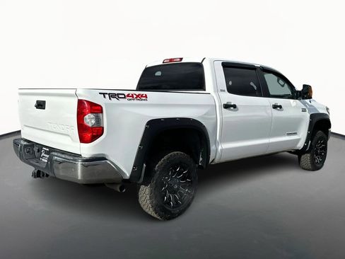 Used 2018 Toyota Tundra SR5 image 3