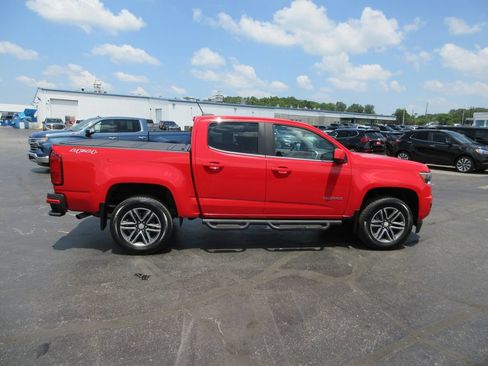 Used 2019 Chevrolet Colorado LT AWD/4WD image 2