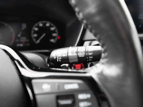 Used 2023 Honda CR-V EX-L image 14