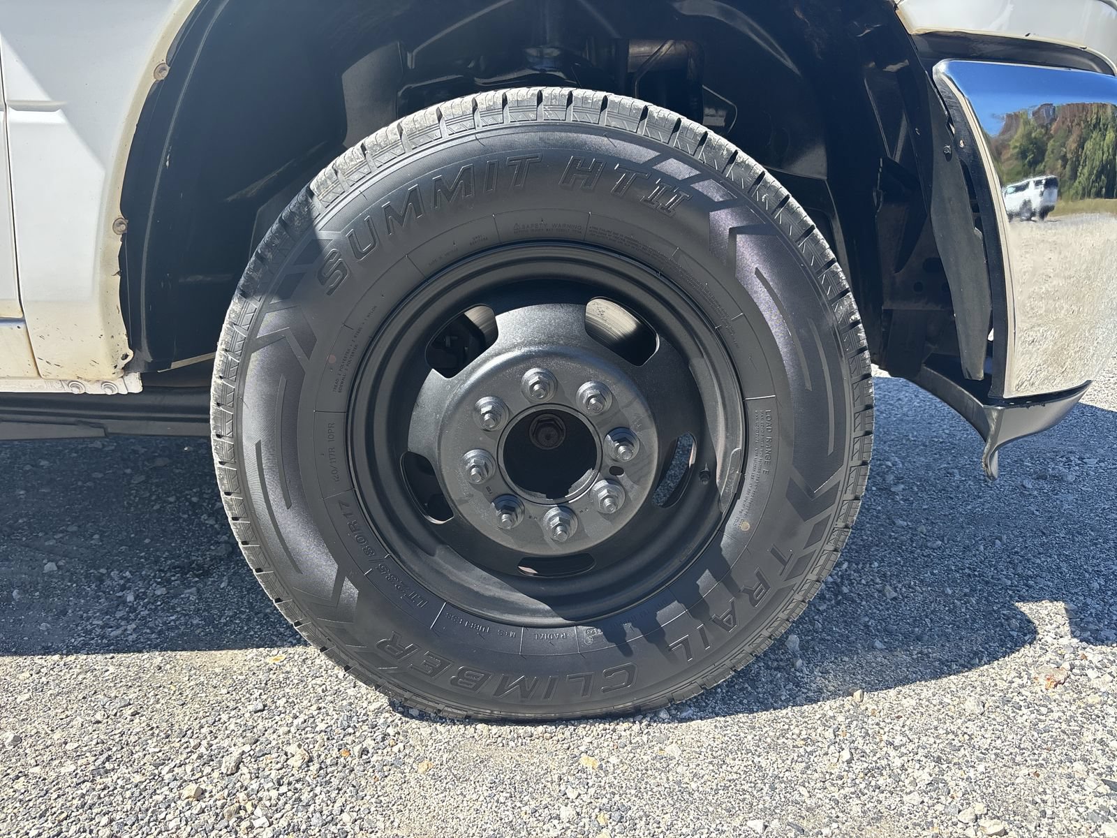 Used 2018 RAM 3500 Tradesman w/ Chrome Appearance Group AWD/4WD image 13