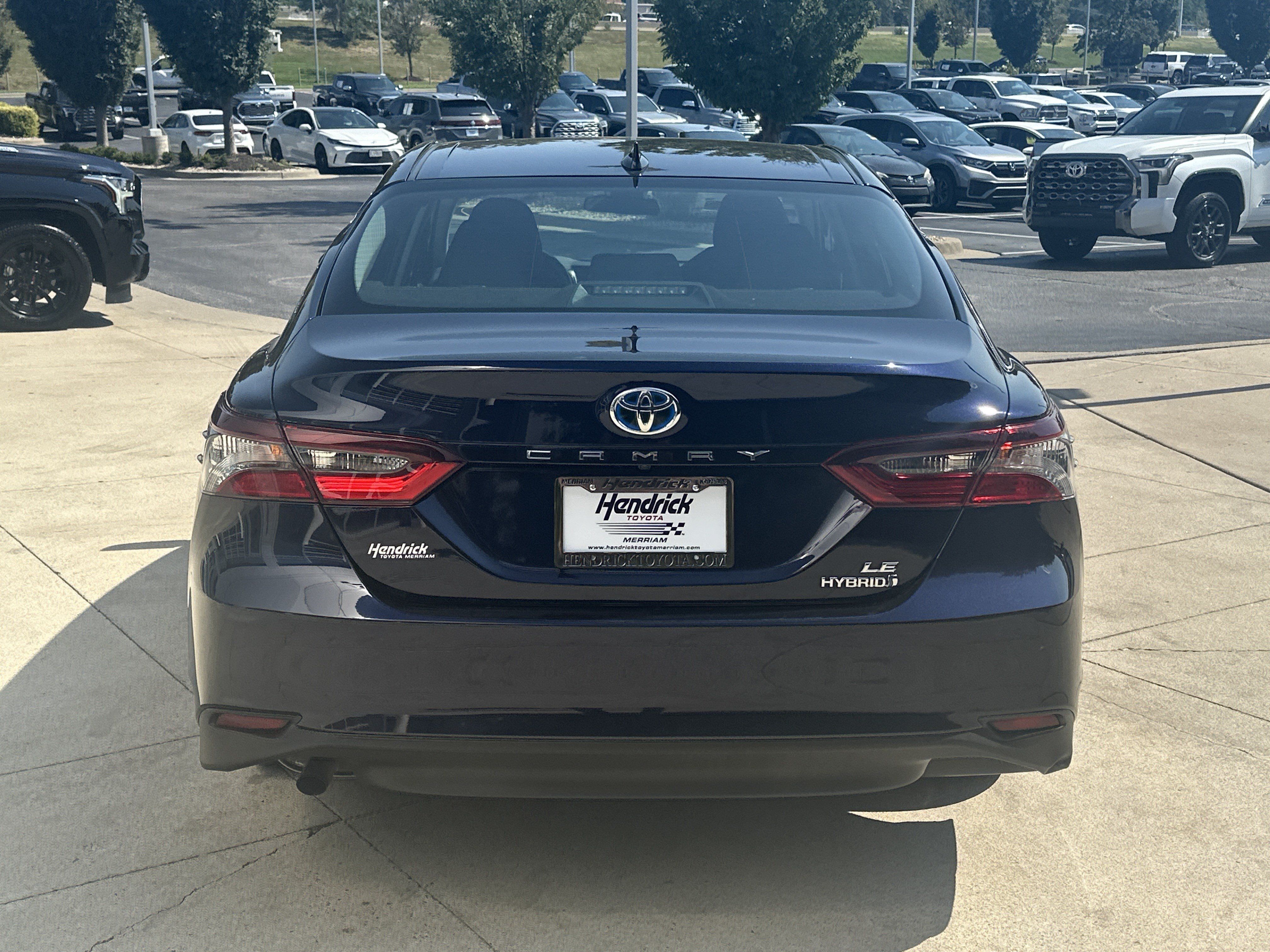 Used 2022 Toyota Camry LE FWD image 8