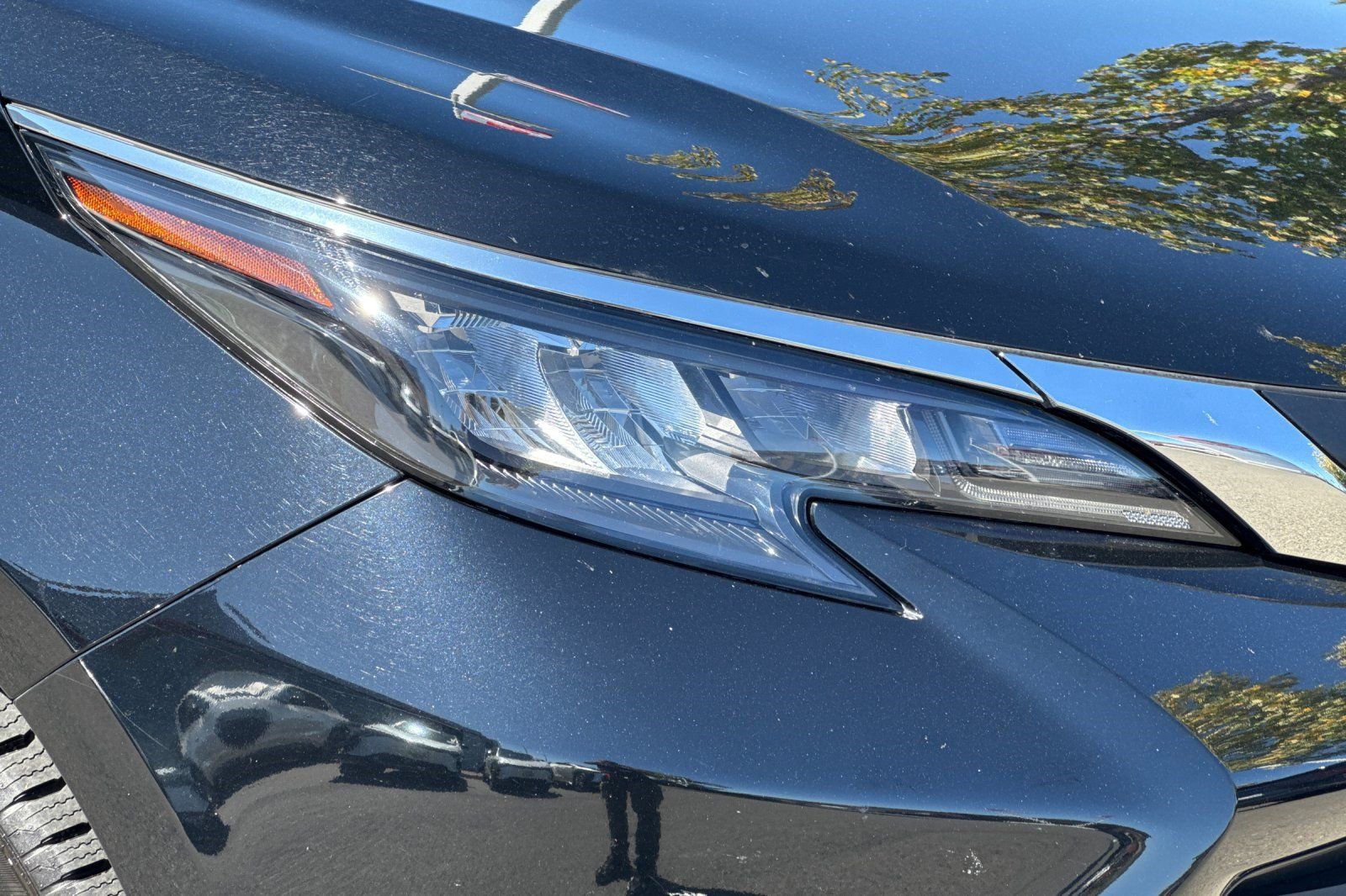 Used 2026 Toyota Sienna XLE FWD image 12