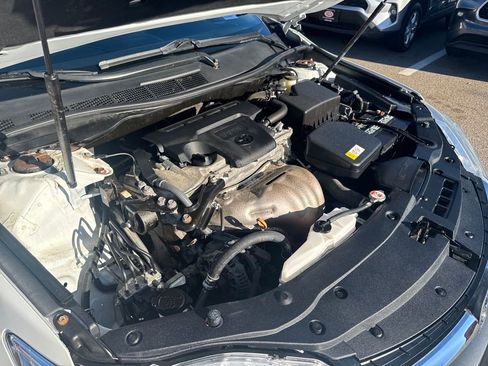 Used 2017 Toyota Camry LE image 42