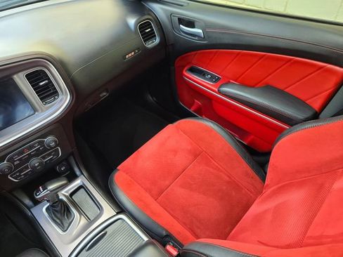 Used 2021 Dodge Charger Scat Pack RWD image 31