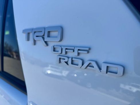 Used 2024 Toyota 4Runner TRD Off-Road Premium image 33