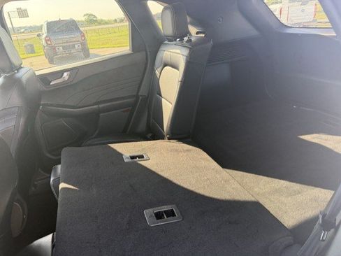 Used 2022 Ford Escape SEL AWD/4WD image 29