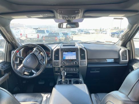 Used 2017 Ford F150 Raptor w/ Equipment Group 802A Luxury image 28