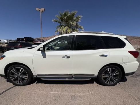 Used 2020 Nissan Pathfinder Platinum w/ Cargo Package AWD/4WD image 2