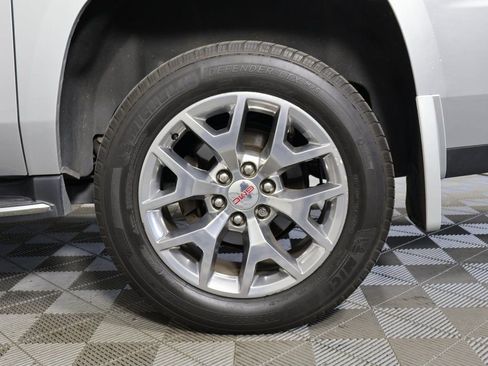 Used 2017 GMC Yukon XL SLT w/ Open Road Package image 17