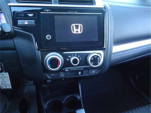 Used 2018 Honda Fit Sport image 22